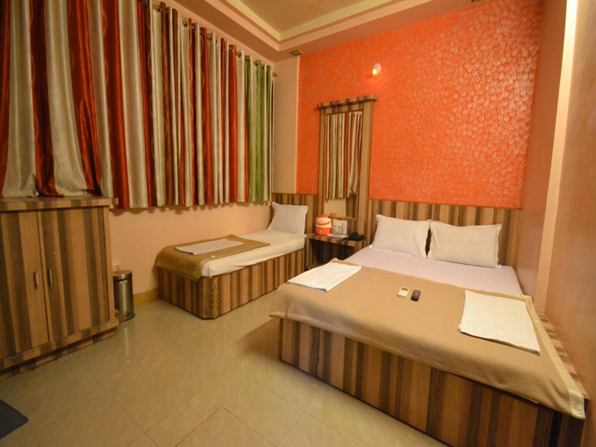 Hotel Sai Hari Prasad เชอร์ดี ภายนอก รูปภาพ